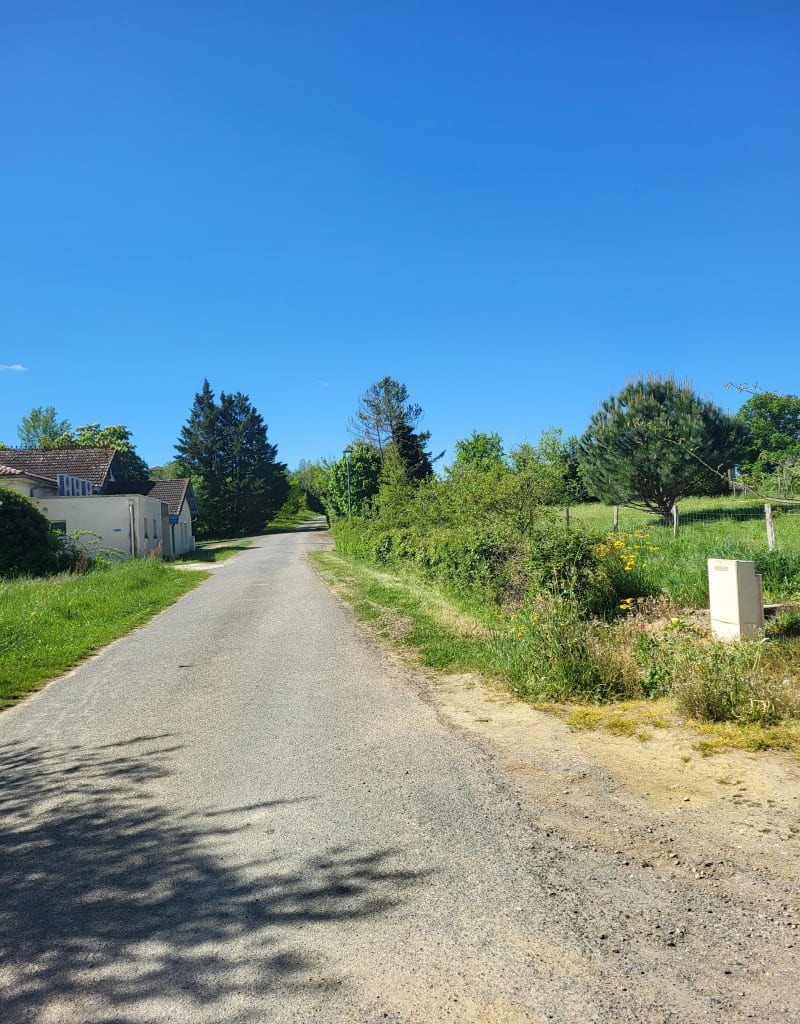 Sentier balisé PR 1, communes de MASSEUBE et BELLEGARDE - Bellegarde