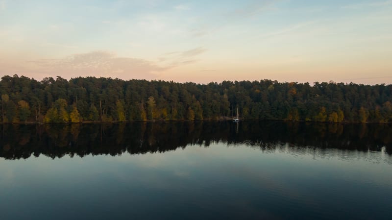 Jezioro Bełdany – piesza trasa po jego okolicach - Piaski