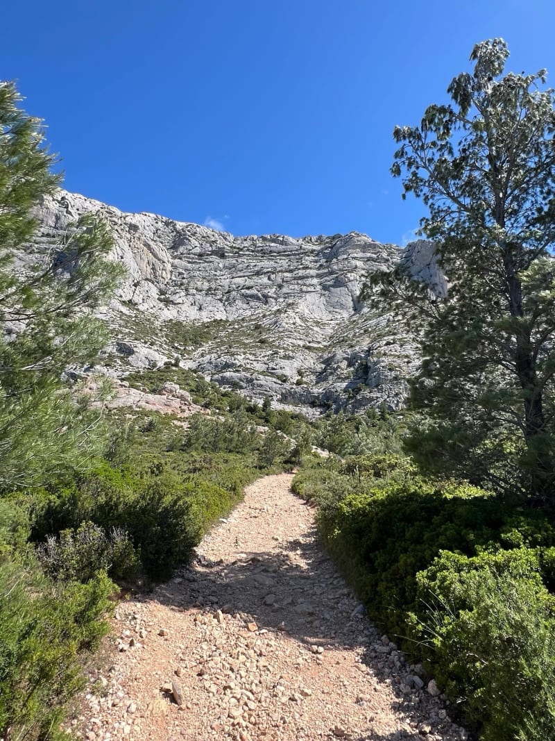 La Sainte-Victoire par la brèche du Clapier - Saint-Antonin-sur-Bayon