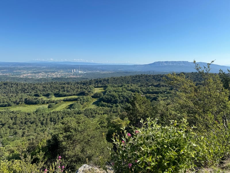 L’oratoire puis la Tête du Grand Puech - Simiane-Collongue