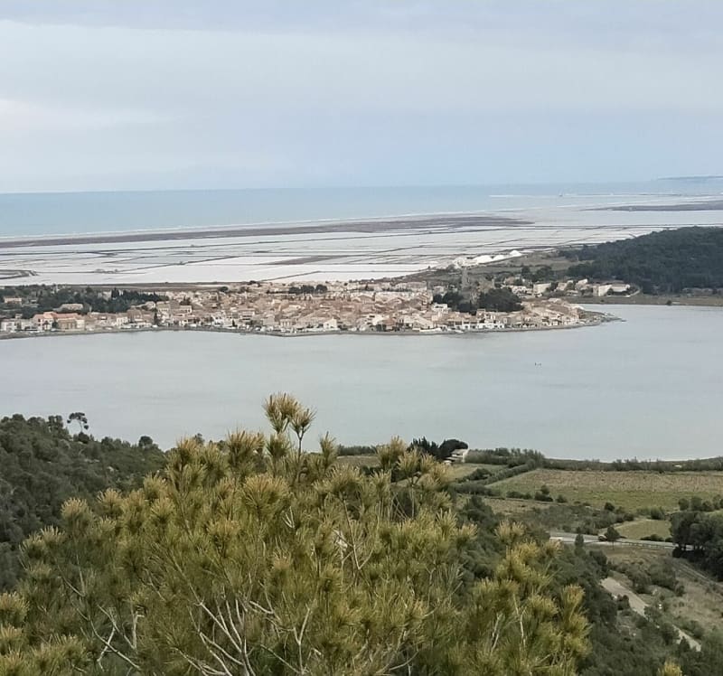 La Goutine et la chapelle Notre-Dame des Auzils - Gruissan