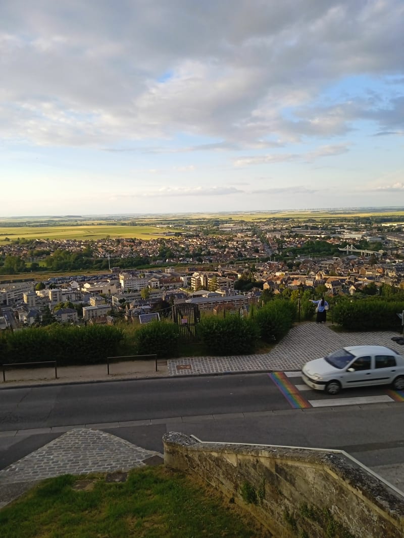 Le tour des remparts de Laon - Laon