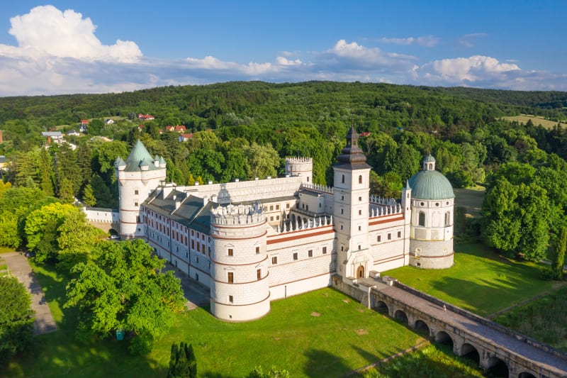 Krasiczyn – szlak pieszy przez rezerwat Leoncina - Krasiczyn