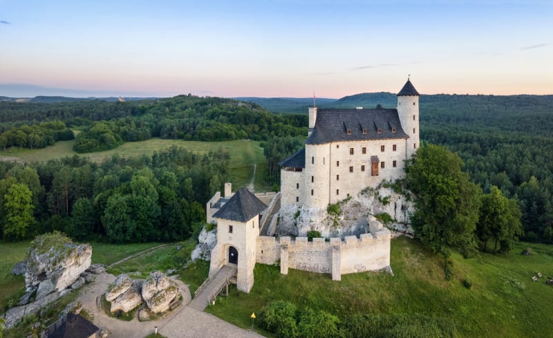Zamek Bobolice– obronna warownia Kazimierza Wielkiego - Zdów