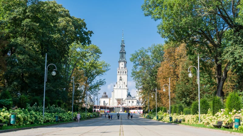Jasna Góra – piesza wędrówka po zakątkach powiatu wieluńskiego - Komorniki