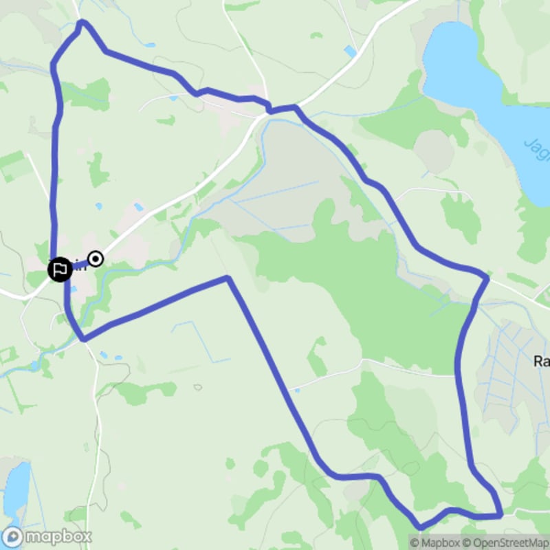 Łatwa, 7.8km trasa turystyczna rozpoczynająca się w Żabinie.\n - Żabin