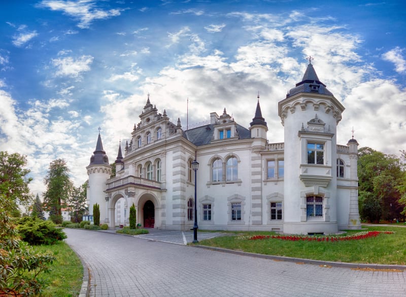 Jelcz-Laskowice - zachwyć sie miejskimi stawami w otoczeniu lasów - Jelcz-Laskowice