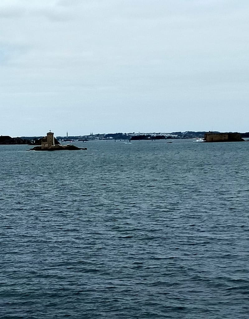 Cairn de Barnenez Rade de Morlaix Gr34 - Plouezoc'h