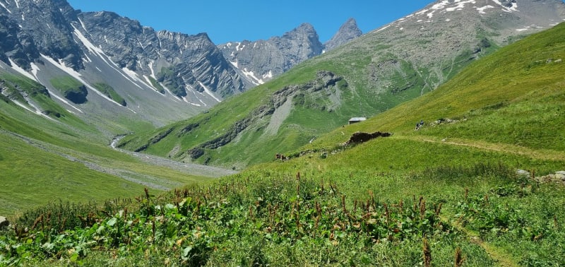 Refuge des aiguilles d'Arves depuis Bonnenuit à Valloire - Valloire