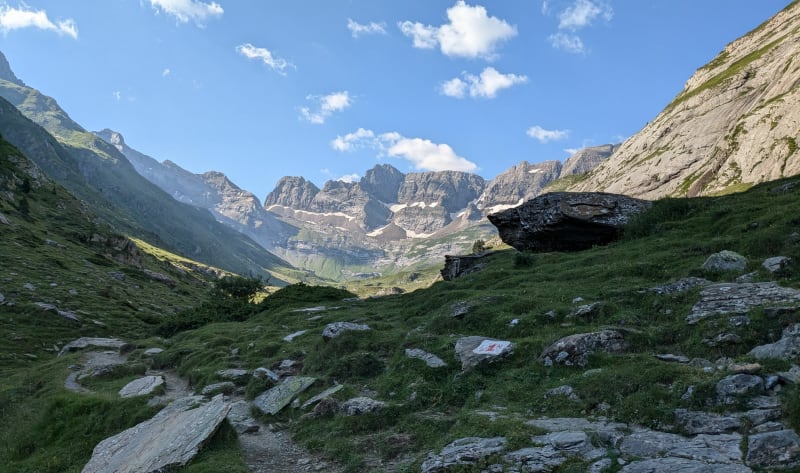 La Hourquette d'Alans depuis le lac des Gloriettes - Gavarnie-Gèdre