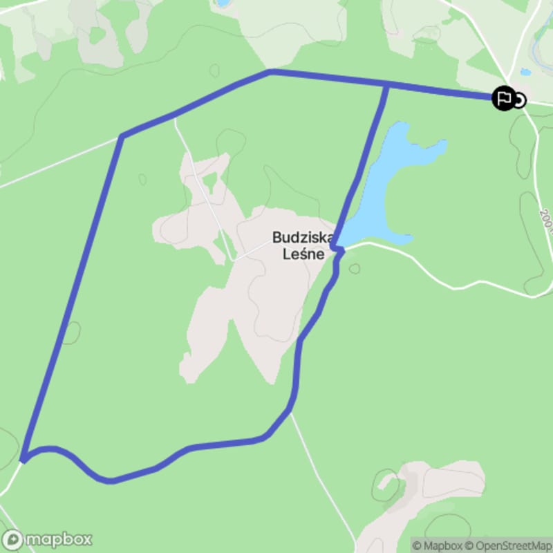 Łatwa, 5.4 km trasa turystyczna rozpoczynająca się w Budziskach.\n - Budziska