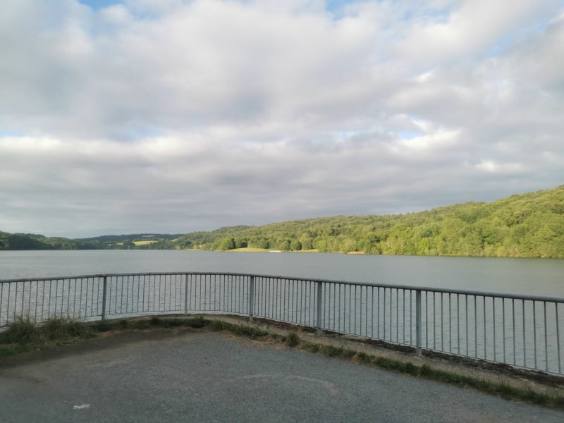 Tour du lac de la Bancalié - Terre-de-Bancalié