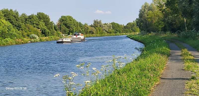 Le long du canal du Nord, d'un pont à l'autre - Béthencourt-sur-Somme