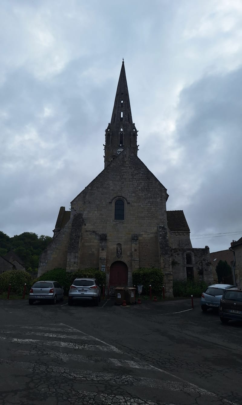 Parcours de marche aux alentours de Mogneville - Mogneville