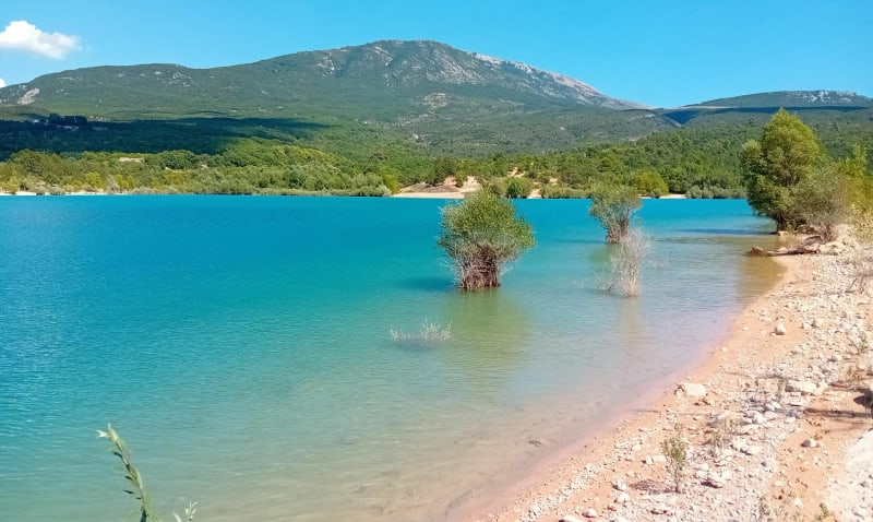Boucle Plage du Lac de Sainte-Croix - Bauduen - Les Salles-sur-Verdon