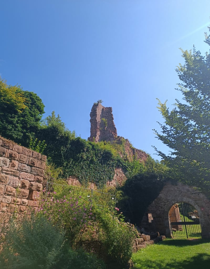 Sentier des Fées et Château de Guirbaden - Mollkirch