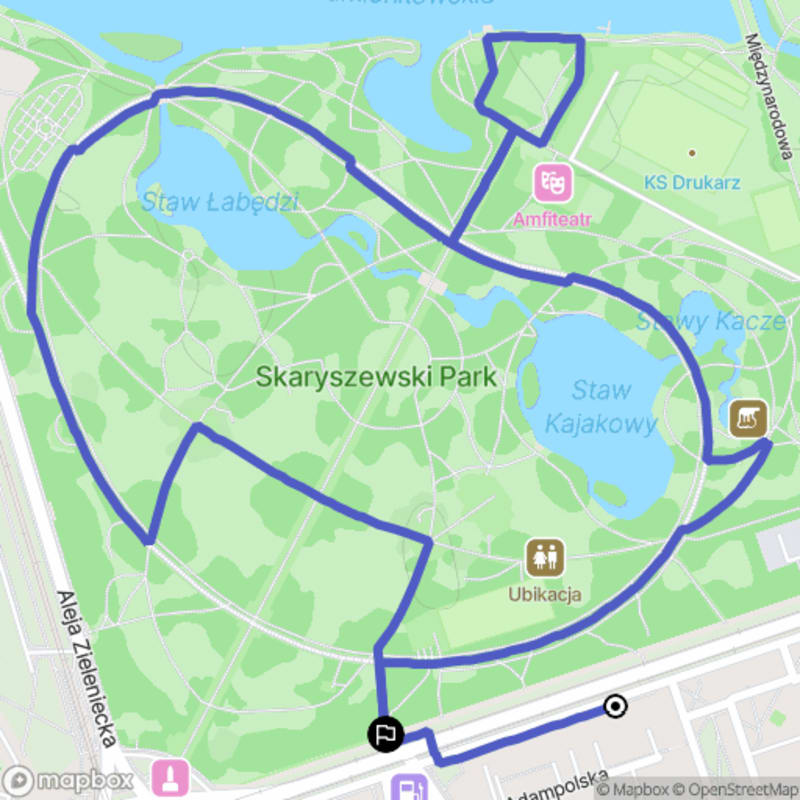 Trudna wędrówka po parku o długości 3,1 km: wodospad, ogród różany i kioski informacyjne. - Warszawa