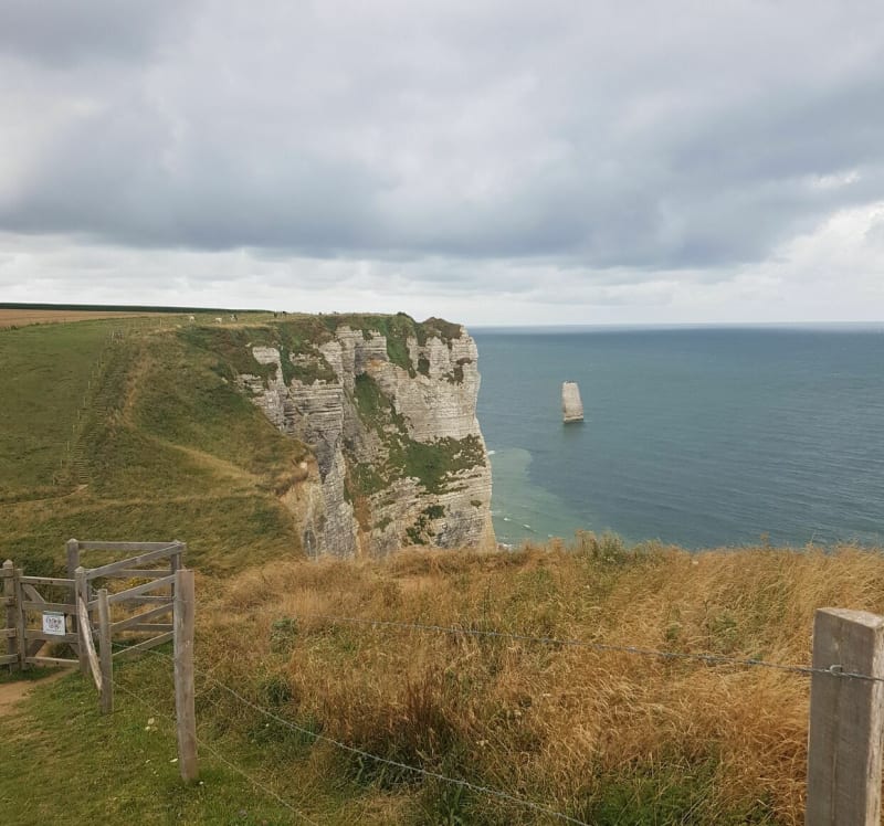 Benouville-Etigues et plage de Vaucottes par la falaise - Bénouville