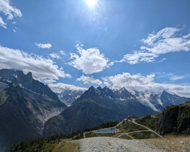 Le lac Blanc depuis la vallée - Chamonix-Mont-Blanc