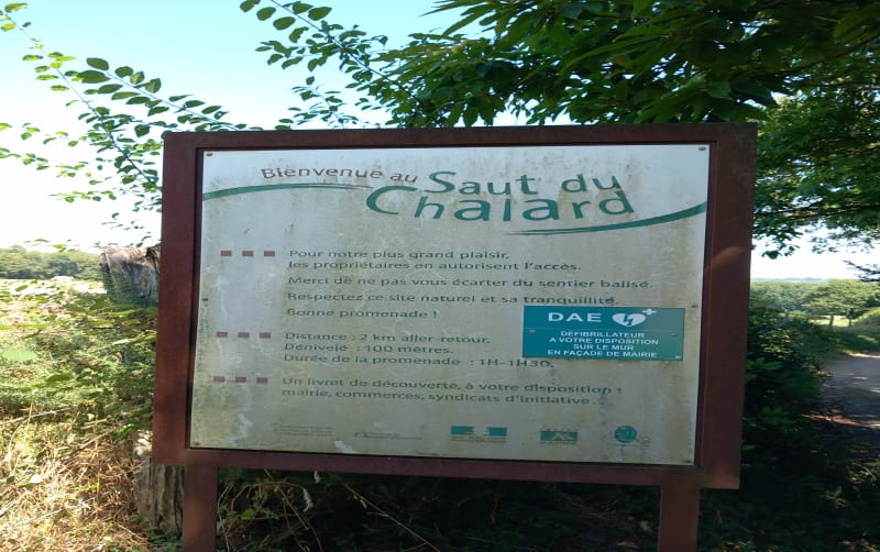 Aller-retour pour voir le Saut du Chalard - cascade - Champs-Romain