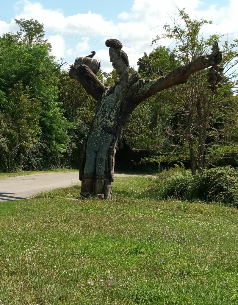 Fabas - l'arbre sculpté - Saint-Rustice