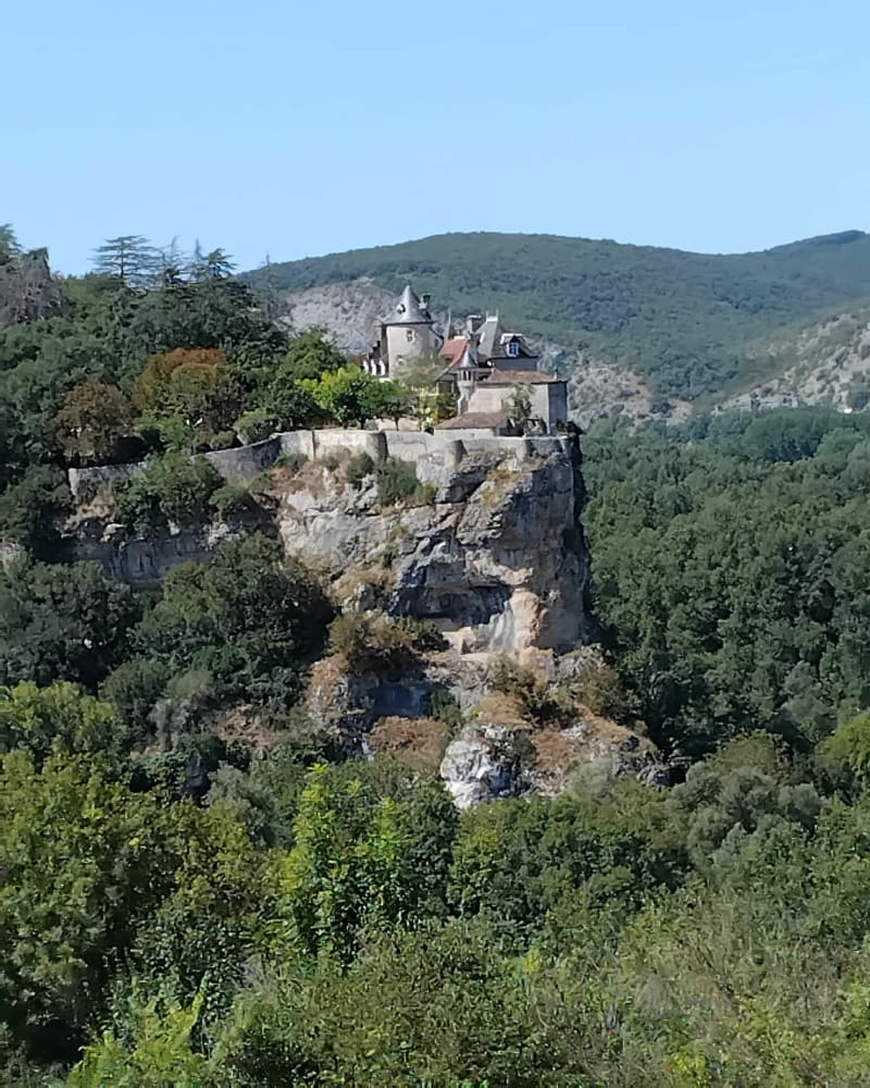 Boucle au départ de pied de Lacave le long de l'Ouysse - Lacave