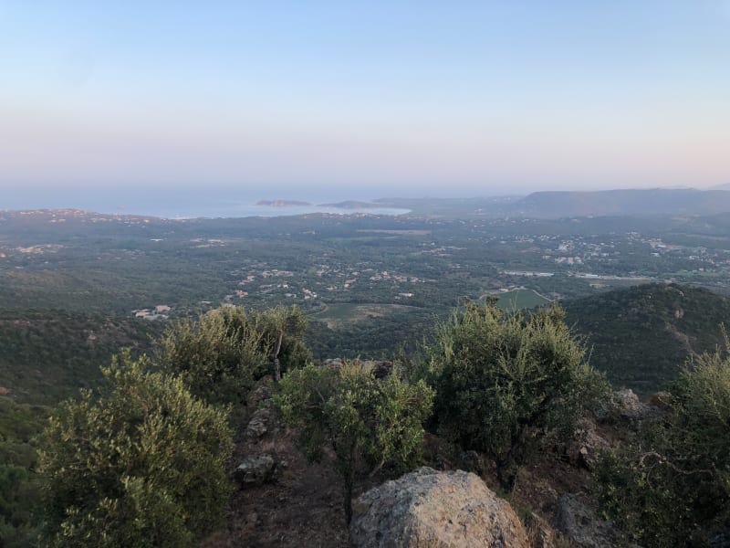 Émetteur de Conca , vue sur le golfe de Pinarellu - Conca