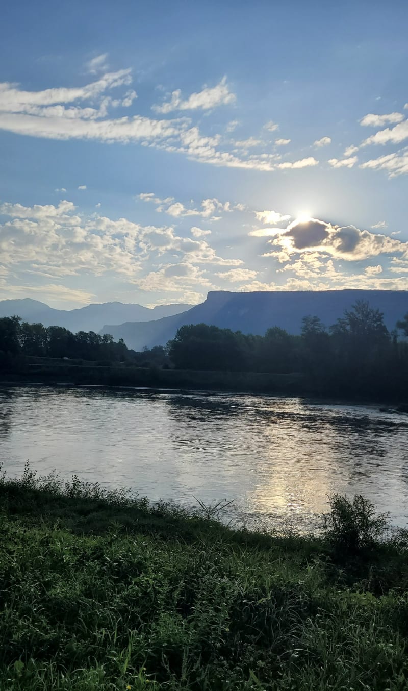 Balade dans les noyers et berges de l'Isère depuis l'Albenc - L'Albenc