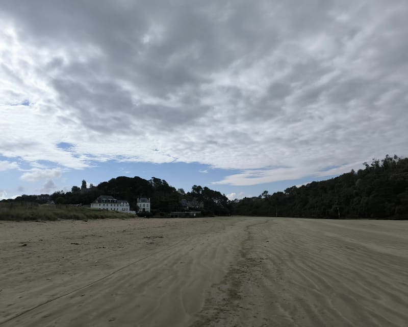 Plage de St-Anne a la plage kervel, par Tréfuntec - Ploéven