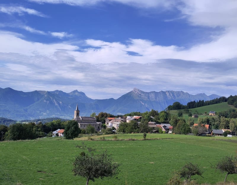 Le pic de l'Huile au départ de Villard - La Table