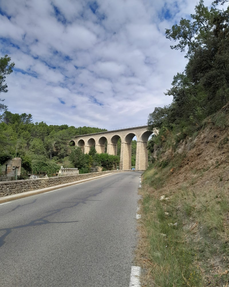 Boucle de Gordes par Venasque - L'Isle-sur-la-Sorgue