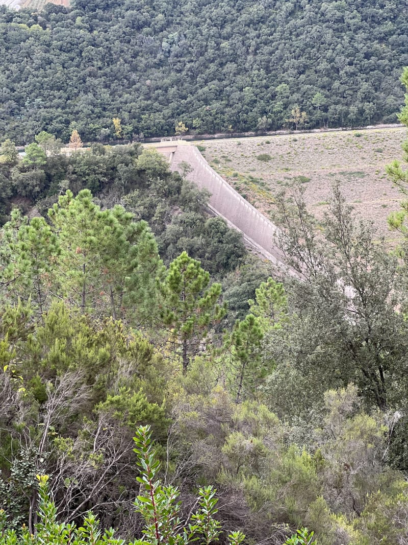 Barrage de St-Cassien Sud par les Gourins - Tanneron