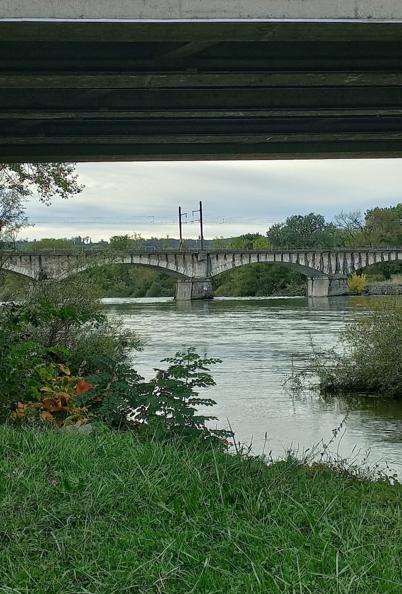 De Pont d'Ain à Ambronay - Pont-d'Ain