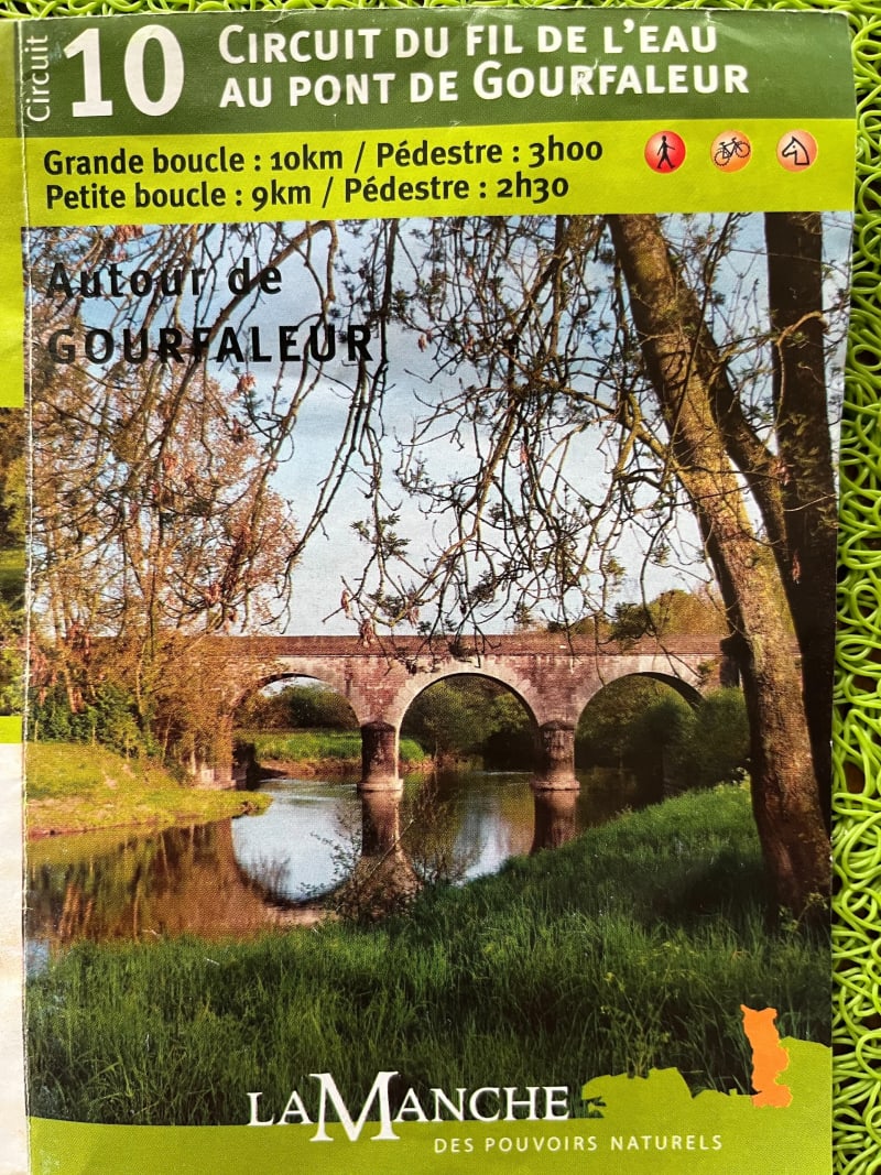 Randonnée pédestre autour de Gourfaleur - Bourgvallées