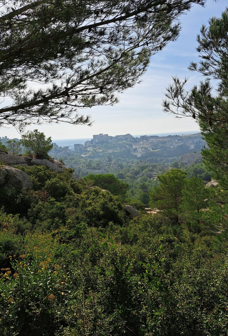 La Tour de guet et Baumayrane, vers les Baux de Provence - Les Baux-de-Provence