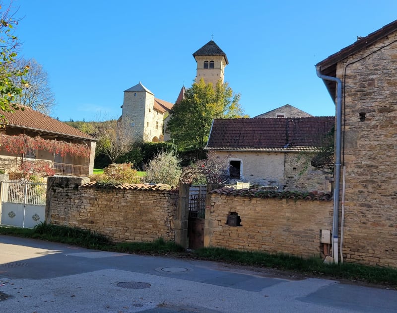 Balade en Bourgogne entre vignes et bois - Blanot