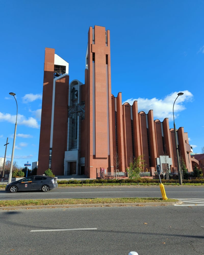 Pętla po Ursynowie obok pięknego kościoła - Warszawa