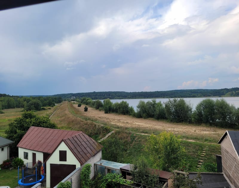 Wał przy rzece - Styków