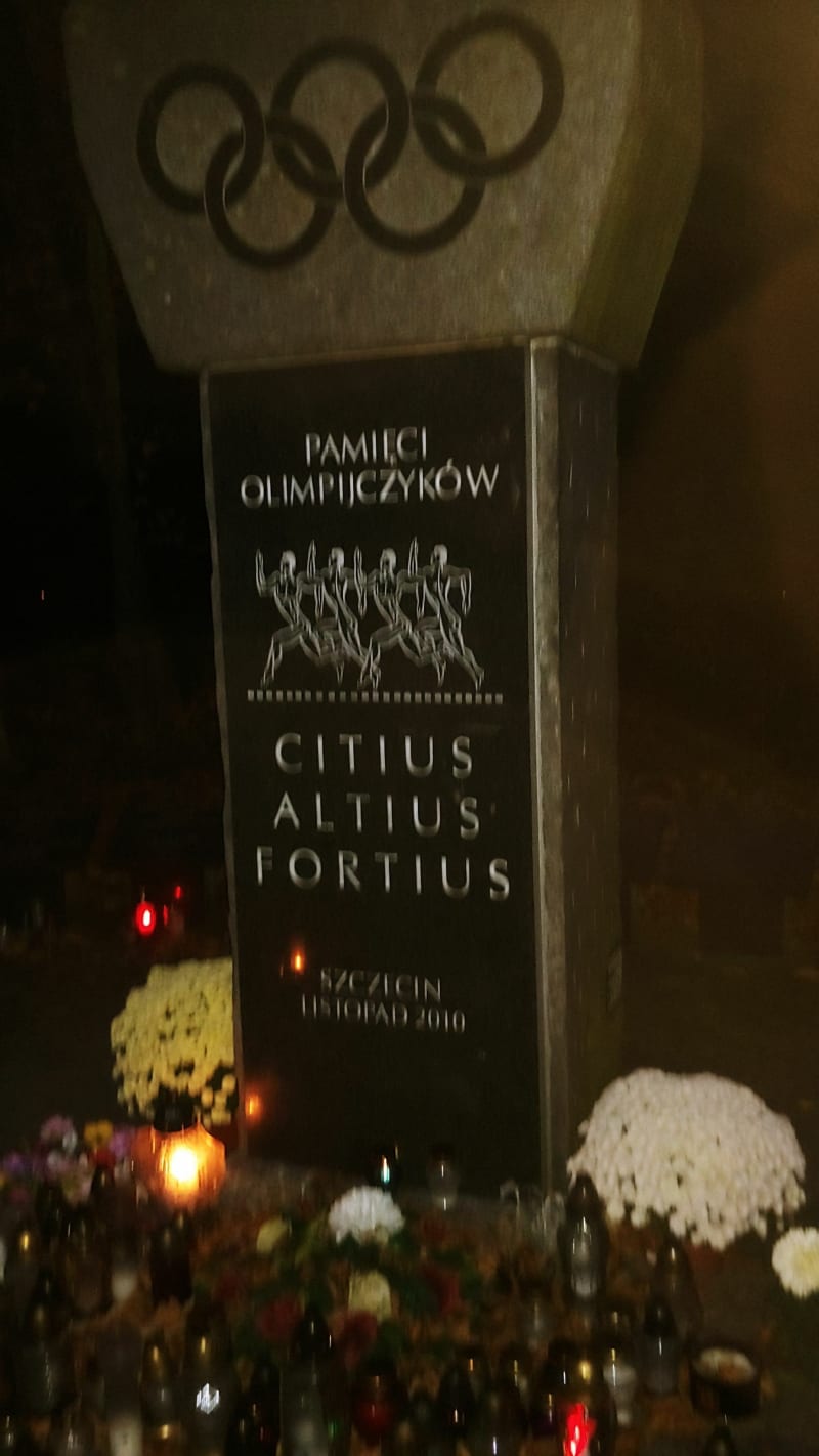 Szczecin Cmentarz Centralny od ul Dworskiej. - Szczecin