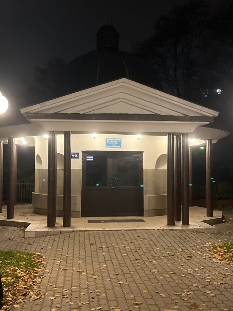 Spacer od pijalni wody przez 3 parki - Warszawa