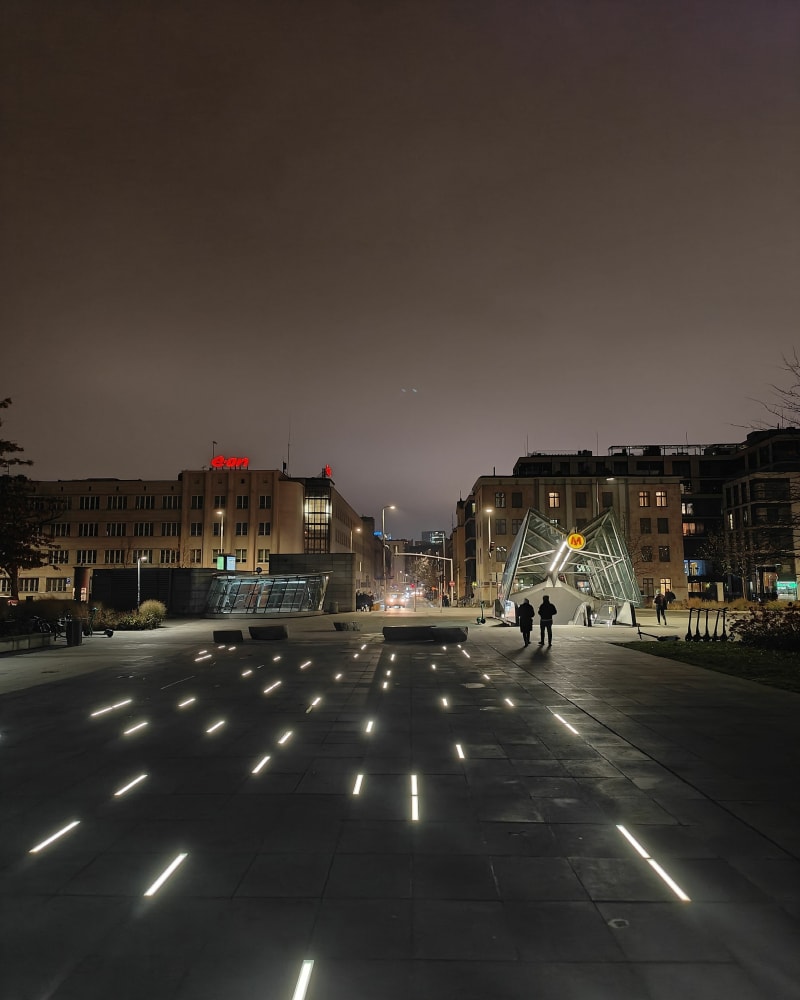 Różnorodna trasa po Powiślu - Warszawa