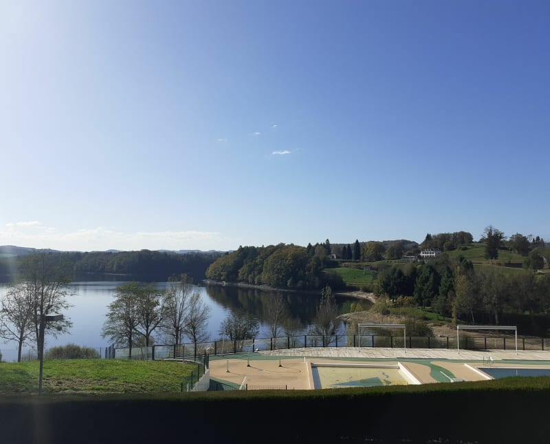 Tour à Rénac, départ de la piscine - Saint-Étienne-Cantalès