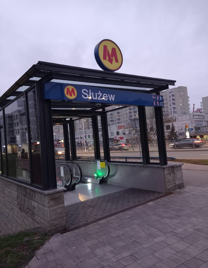 Spacer z metra Służew nad staw na potoku Służewieckim - Warszawa