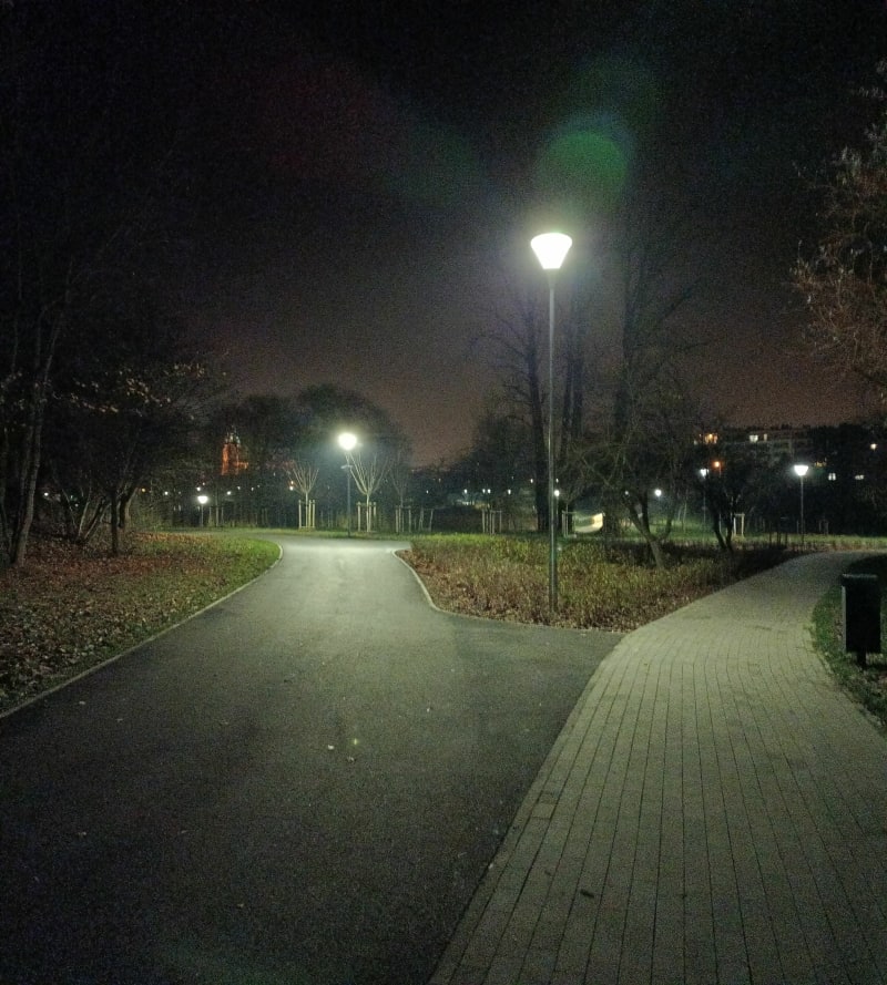 Promenada nad jeziorem Jelonek - Gniezno