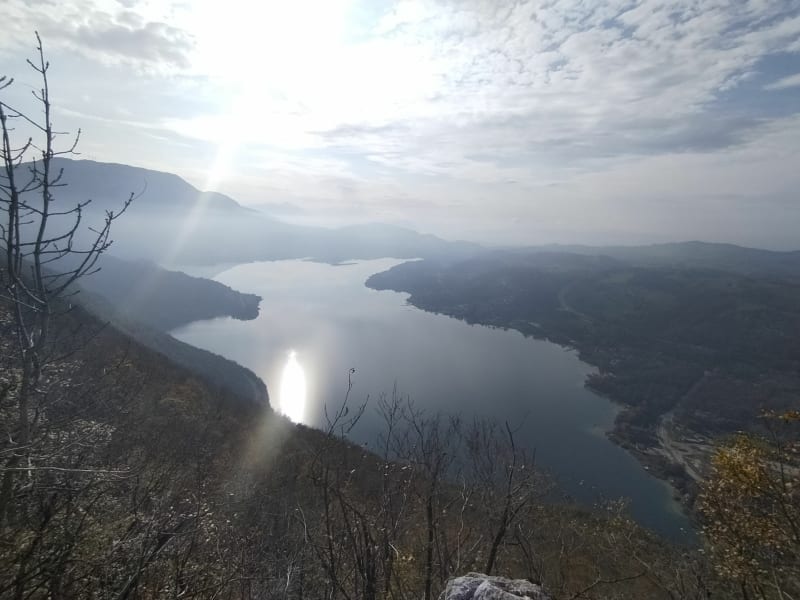 Les balcons du lac d'Aiguebelette - Nances