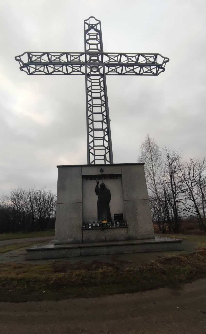 Krzyż na Lipiu i kapliczki - Libiąż