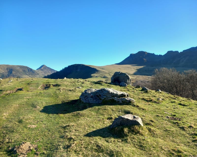 Du col de Néronne au Roc des Ombres, en passant par les Brèche - Le Falgoux