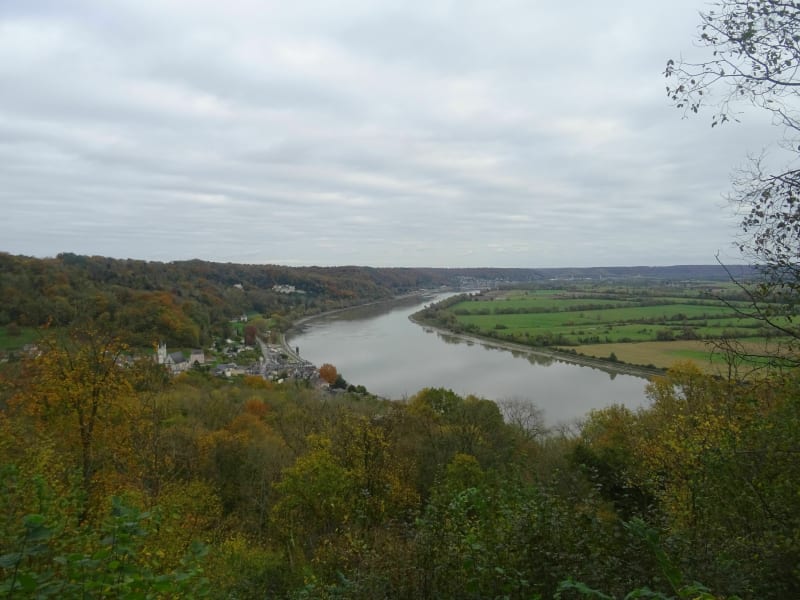 La pierre tournante - Rives-en-Seine