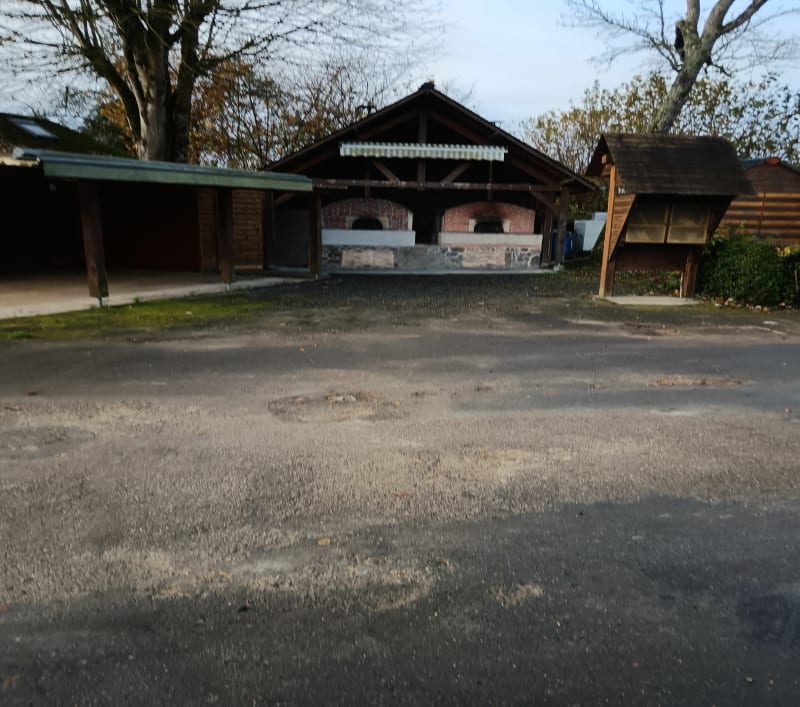 Randonnée Menil en Mayenne. - Ménil