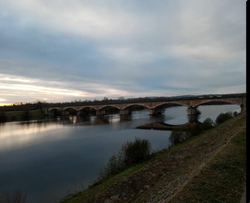 Roanne et la Loire, par Villerest - Roanne